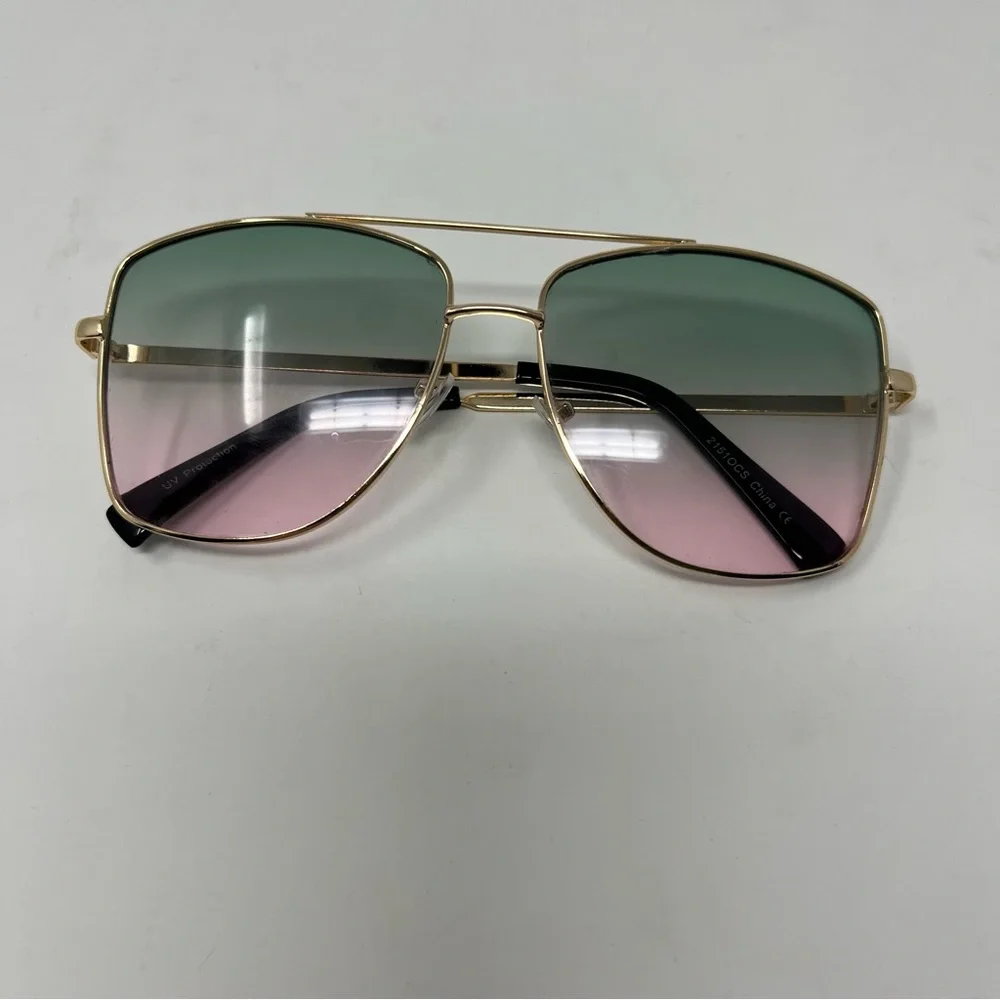 AVIATOR SUNGLASSES